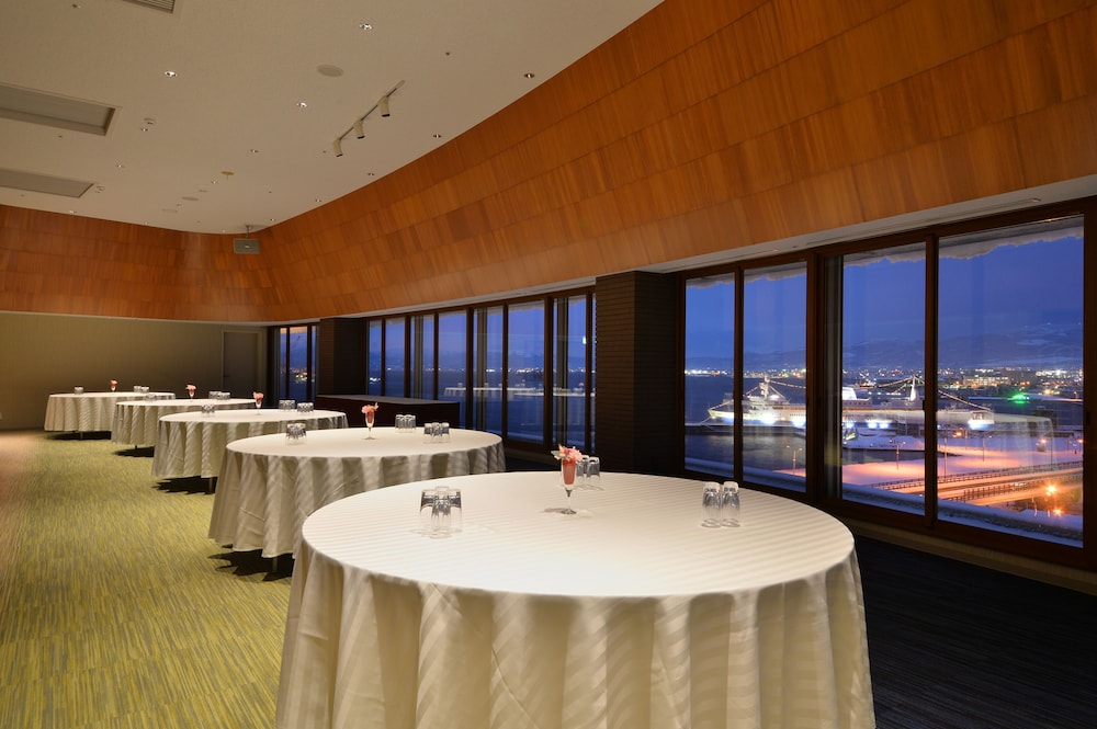 Ballroom, Hakodate Kokusai Hotel