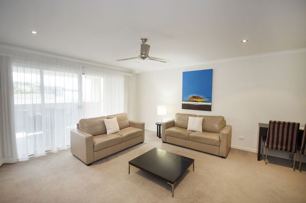 Gladstone City Central Apartment Hotel in Gladstone Best Rates