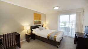 In-room safe, desk, soundproofing, iron/ironing board