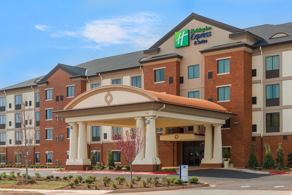 Holiday Inn Express & Suites Norman, an IHG Hotel in Oklahoma City