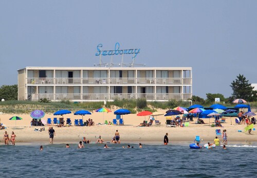 Check Expedia for Availability of Seabonay Motel