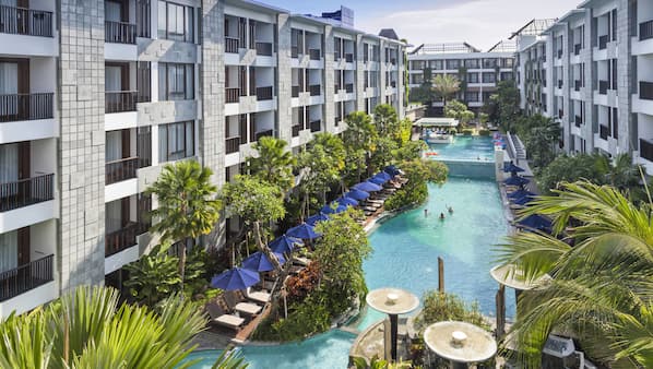 Courtyard By Marriott Bali Seminyak Resort in Seminyak | Expedia