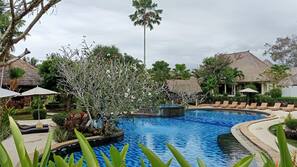 Outdoor pool, pool umbrellas, sun loungers