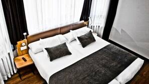 Coffre-forts dans les chambres, bureau, chambres insonorisées