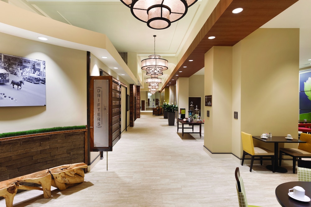 Lobby, Hilton Garden Inn Rochester Downtown