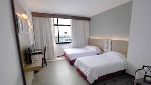 Minibar, in-room safe, desk, iron/ironing board