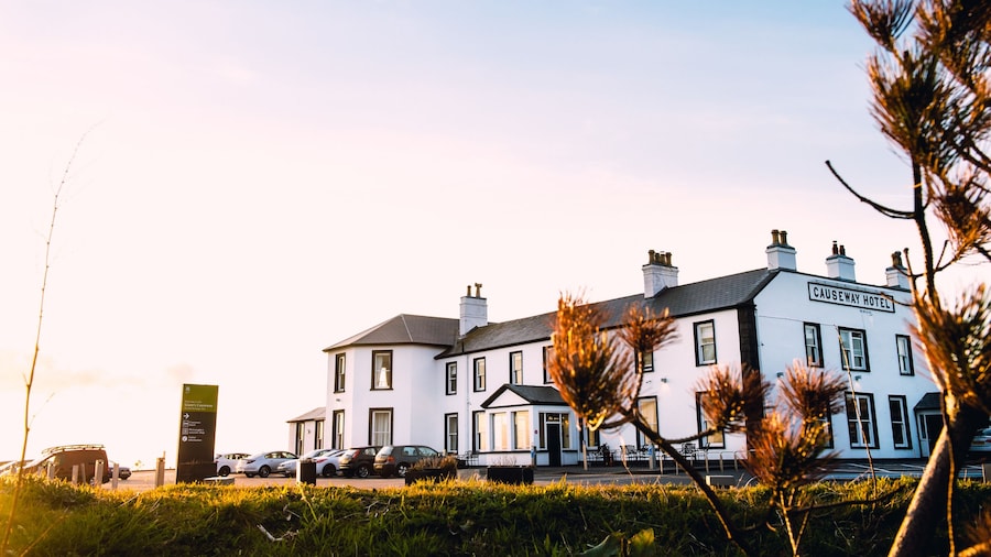Causeway Hotel