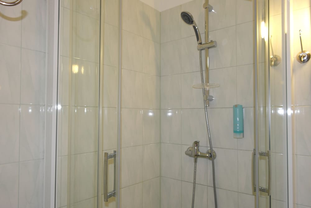 Photo - AMBER Guest Rooms