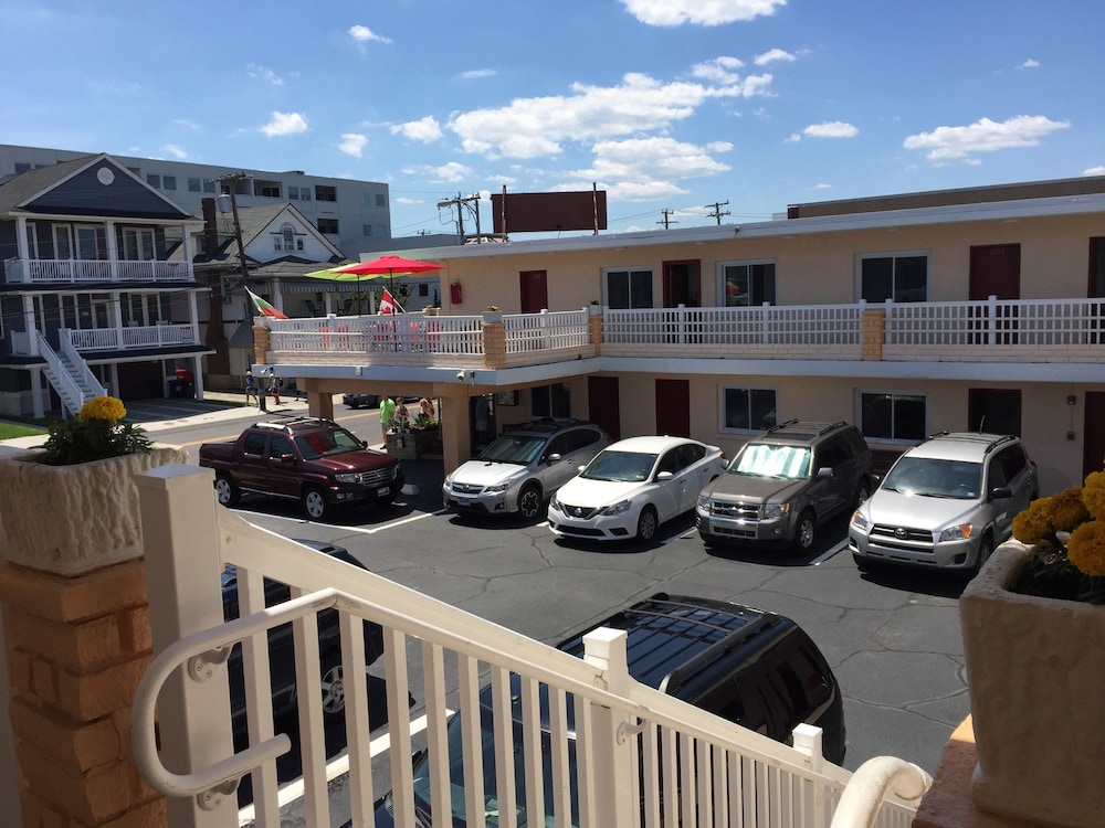 The Coral Sands Motel in Atlantic City Best Rates & Deals on Orbitz