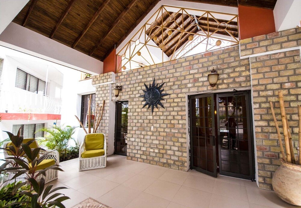 Habitation Hatt Hotel in PortauPrince Best Rates & Deals on Orbitz