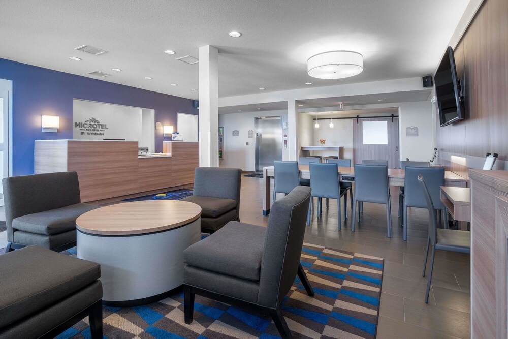Microtel Inn Suites By Wyndham Moorhead Fargo Area