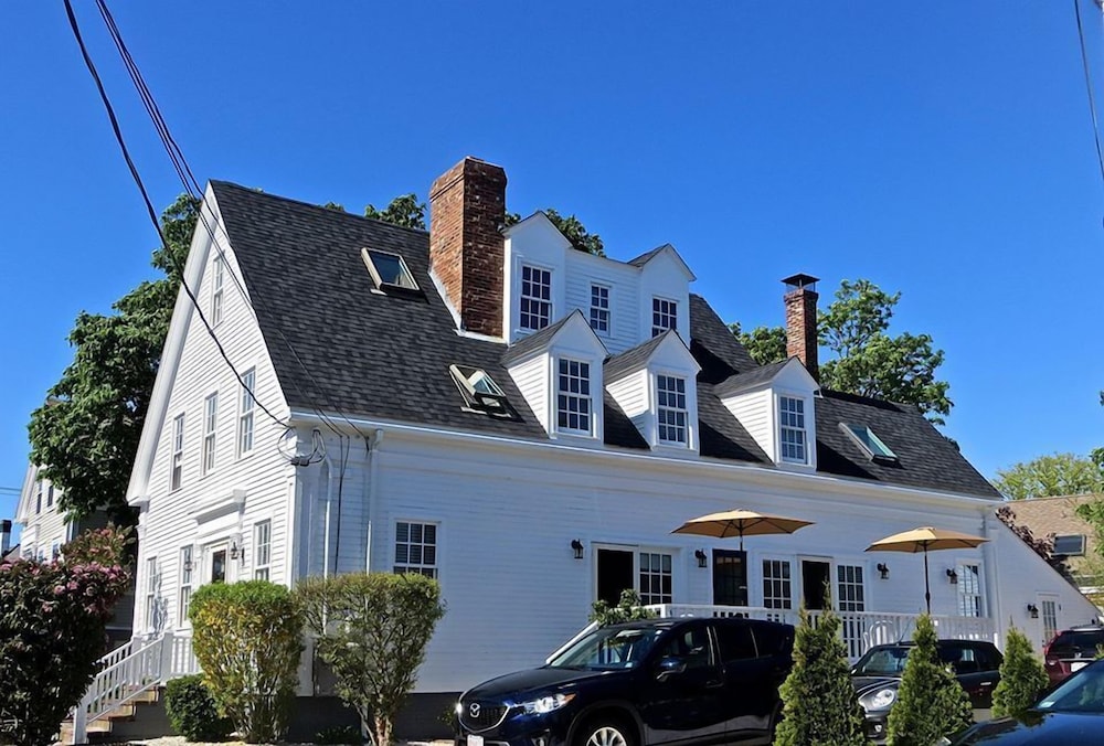Atlantic Light Inn in Provincetown, United States