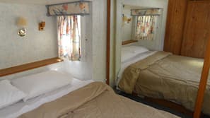 1 bedroom, free WiFi, linens