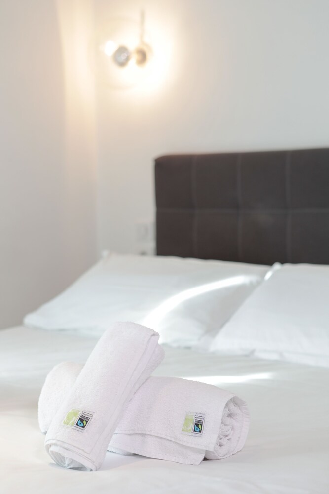 Côte Ouest AppartHotel