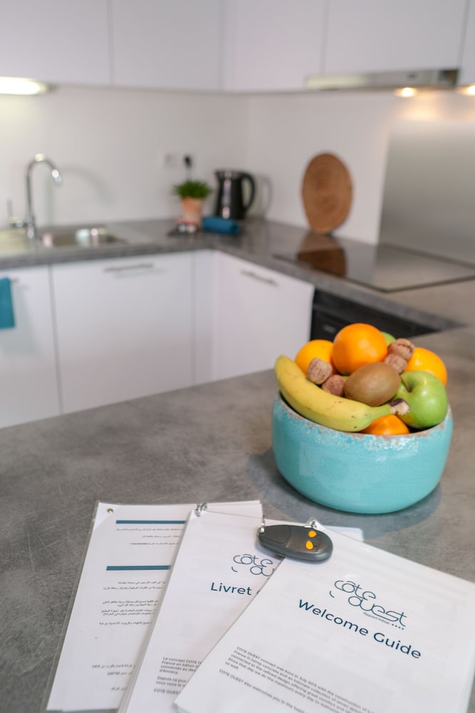 Côte Ouest AppartHotel