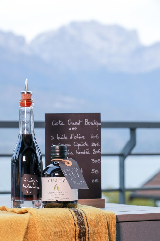 Côte Ouest AppartHotel