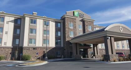 Holiday Inn Express & Suites Springville-South Provo Area, an IHG Hotel
