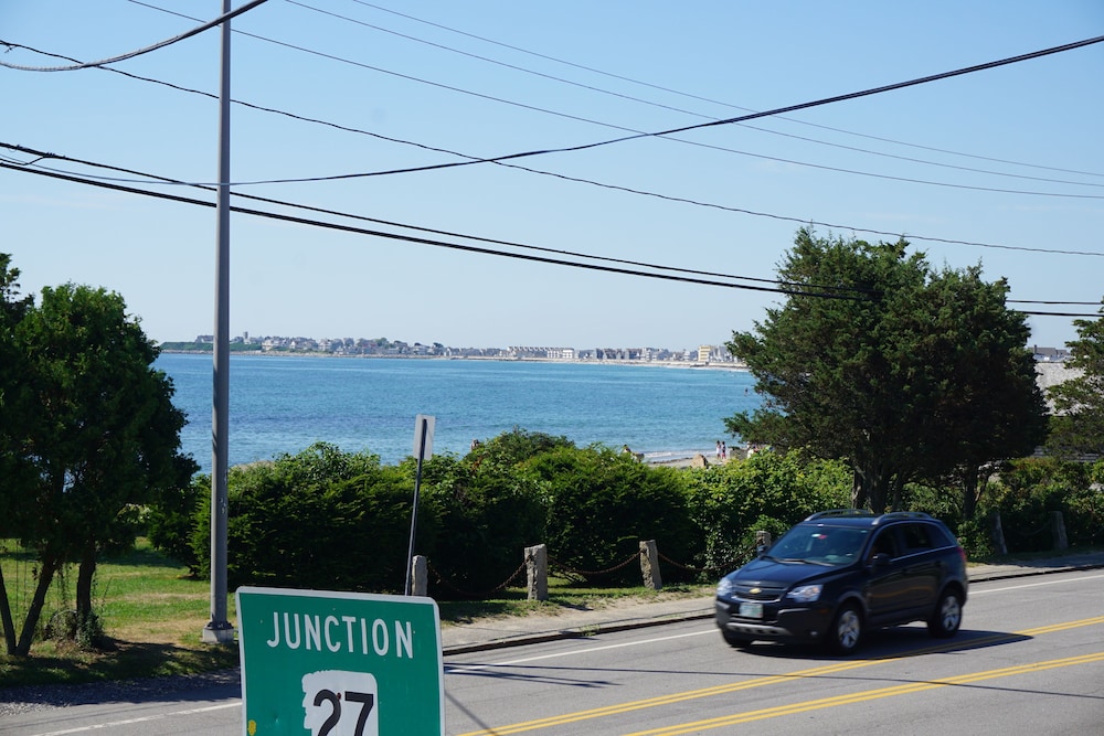 The Seascape Inn 2018 Room Prices Deals Reviews Expedia Balcony View