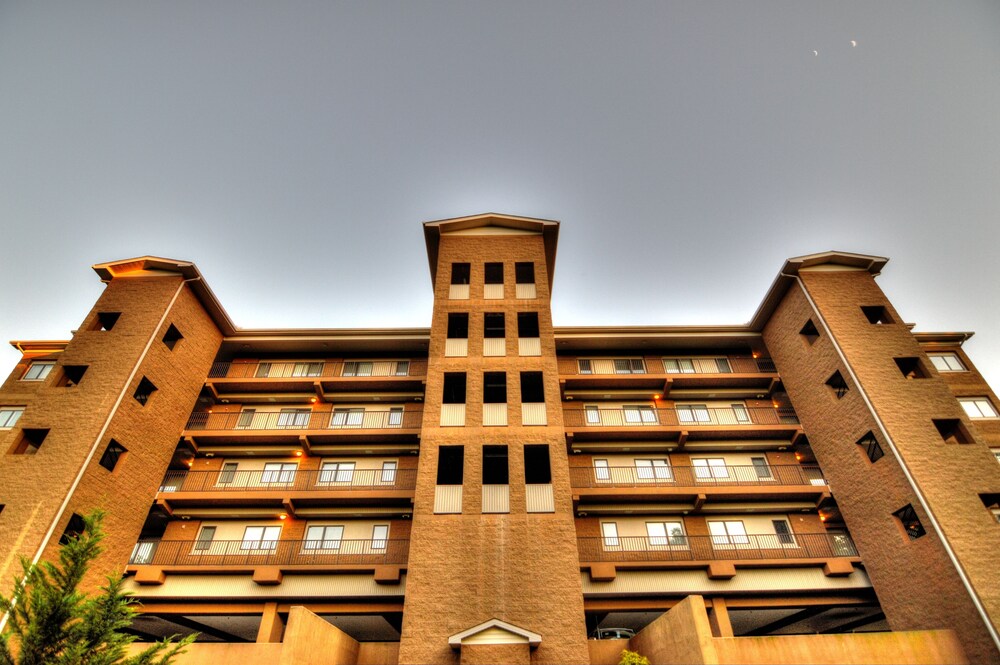 glades view condominiums by wyndham vacation rentals in gatlinburg