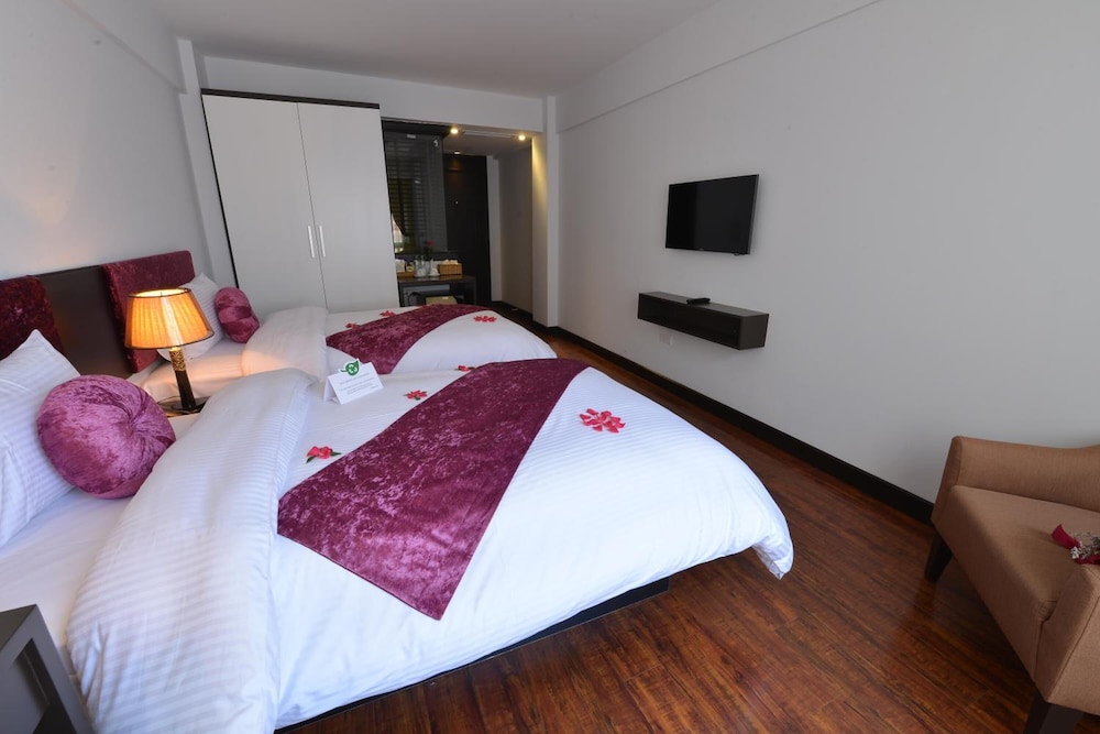 Photo - Golden Sun Hotel