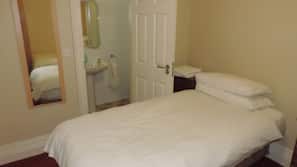 1 bedroom, desk, iron/ironing board, rollaway beds