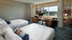 Hypo-allergenic bedding, in-room safe, desk, laptop workspace
