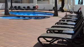 Piscina all'aperto