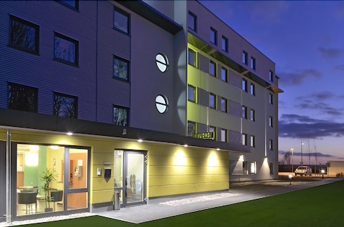 B B Hotel Munchen Airport 21 Room Prices Deals Reviews Expedia Com