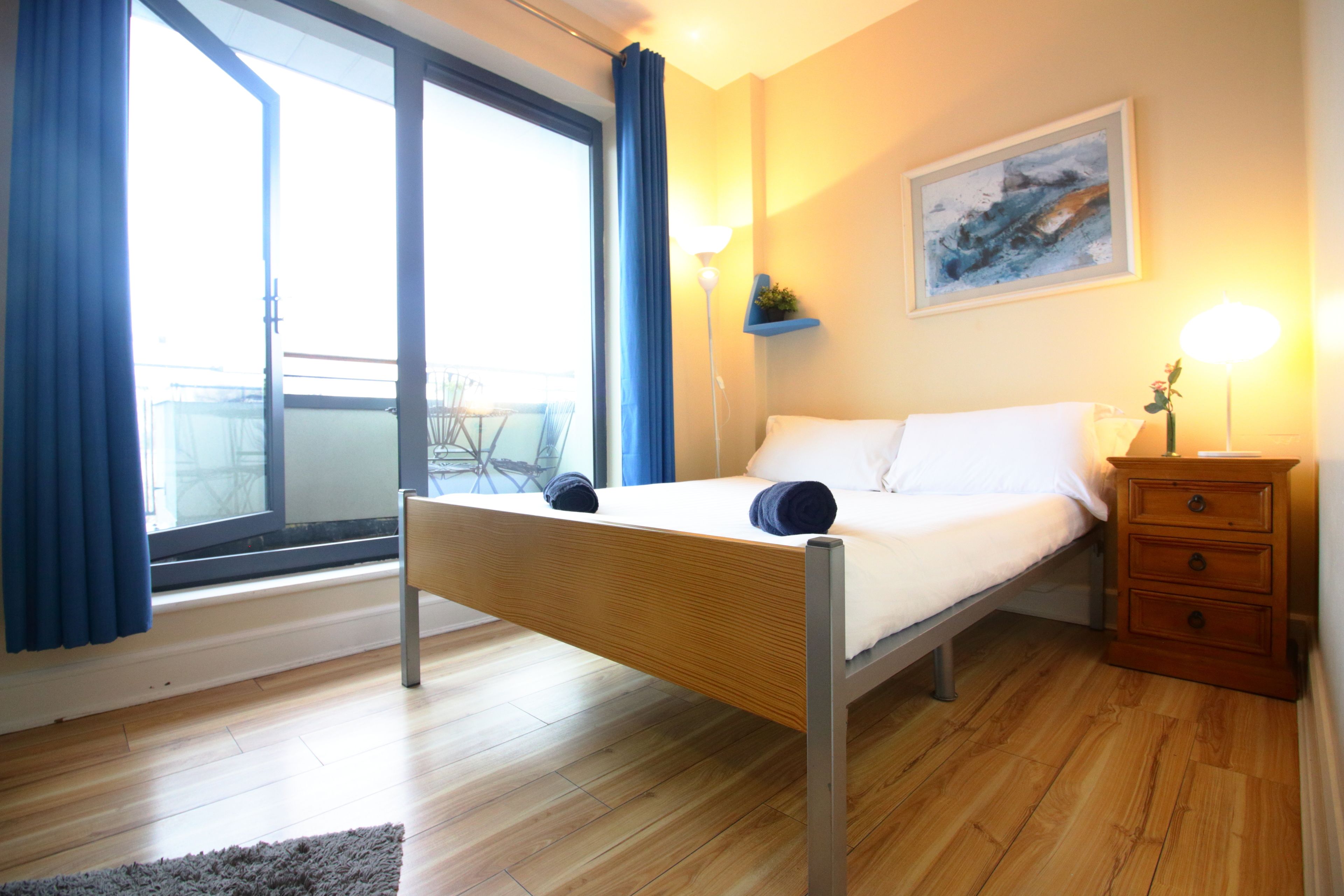 Snoozles Tourist Hostel in Galway, Ireland