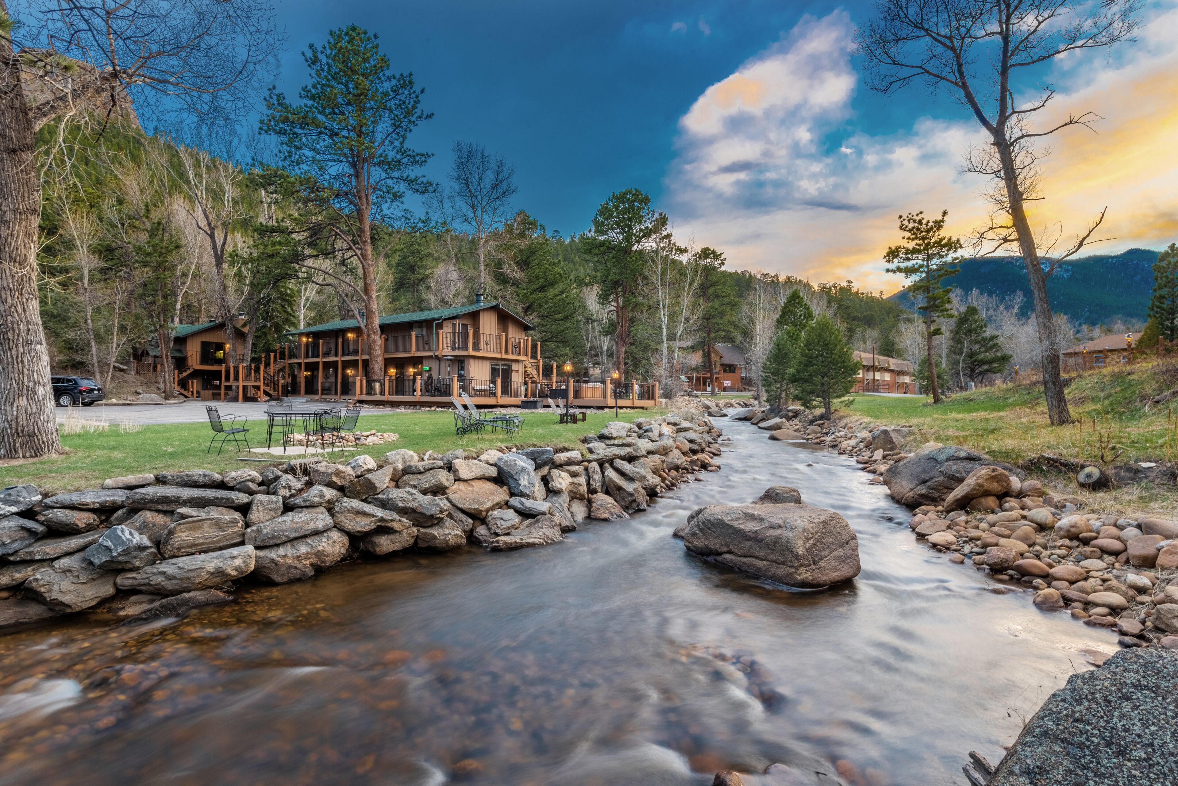 4 Seasons Inn on Fall River in Estes Park, United States
