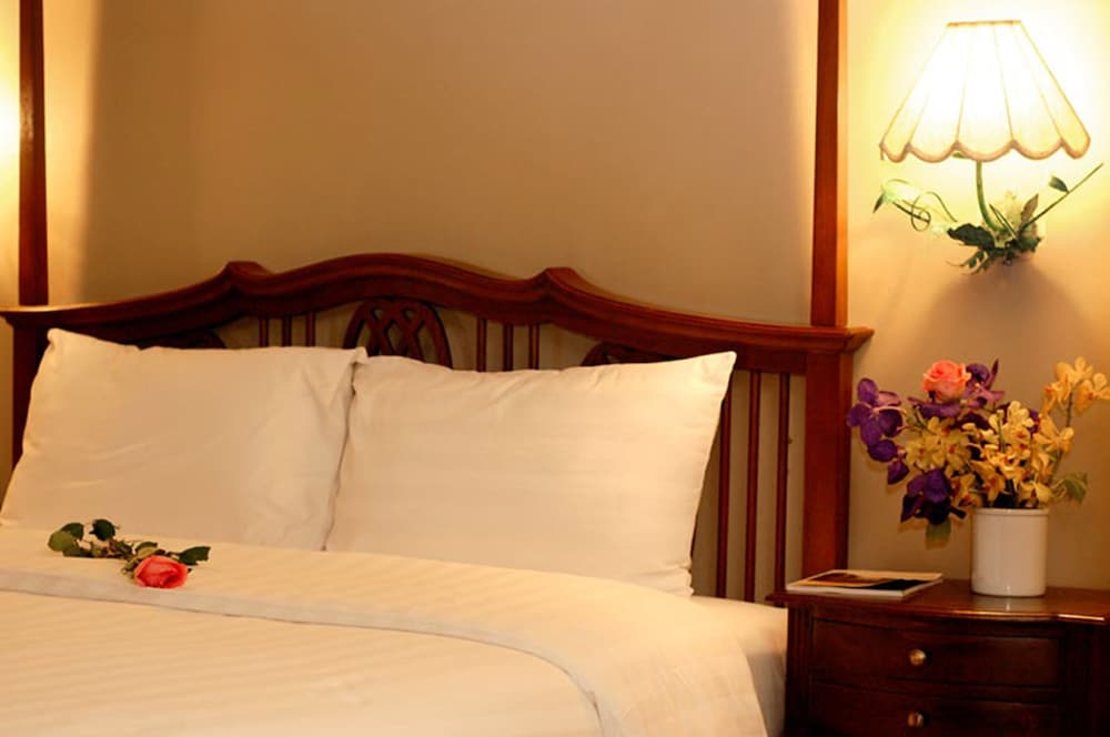 Sourire at Rattanakosin Island in Bangkok - Hotel Rates