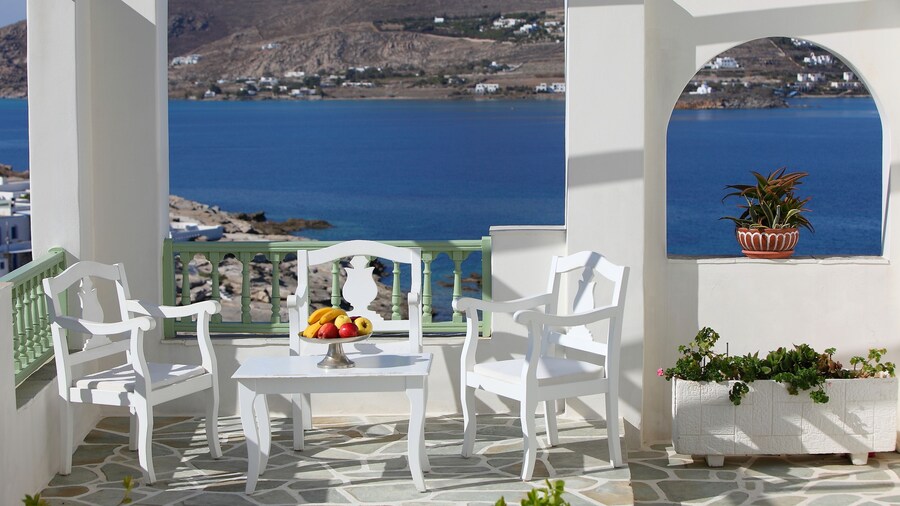 Villa Isabella Studios & Suites