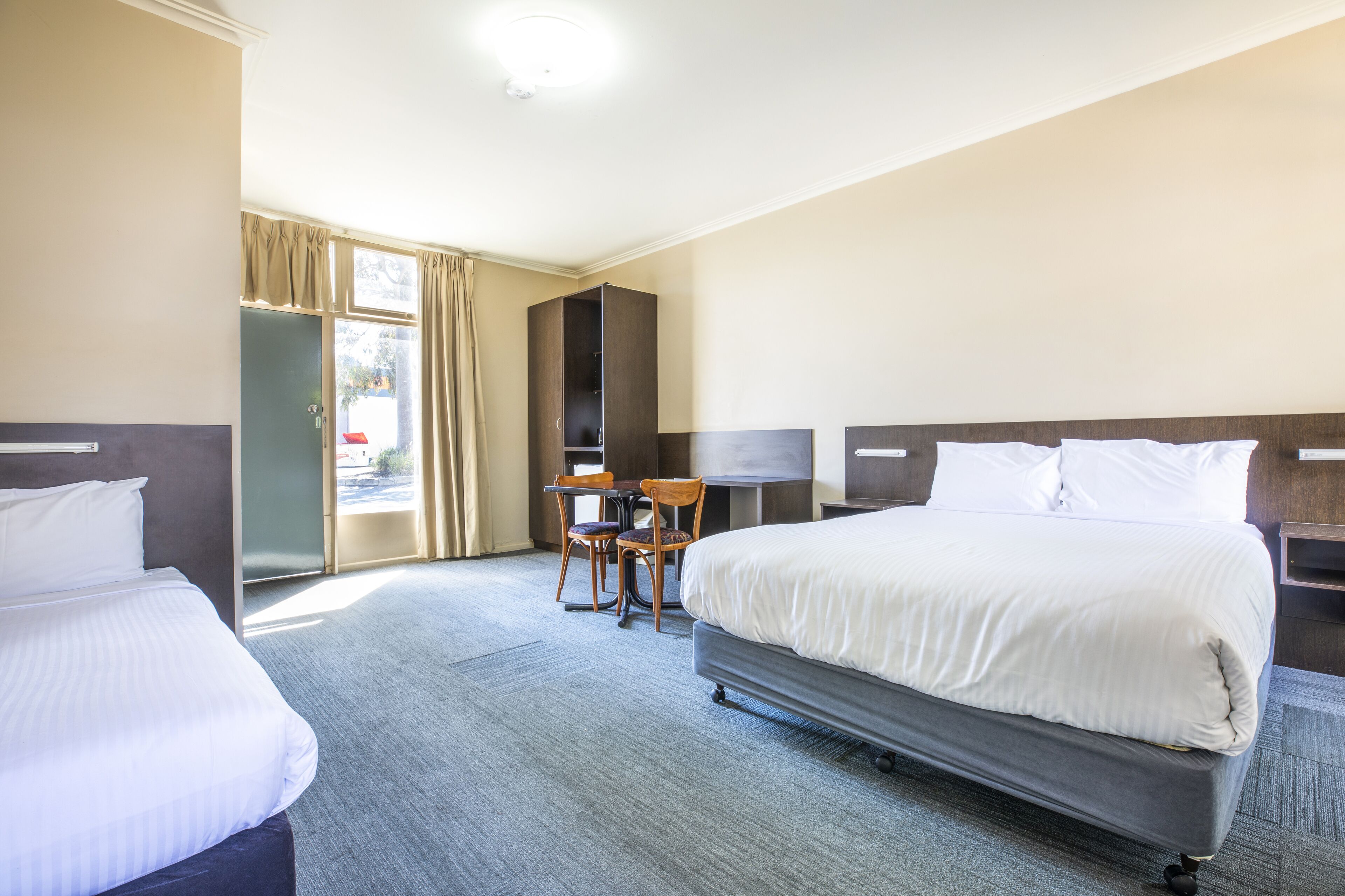 リンクス ホテル 口コミ 部屋写真 料金 お得情報 エクスペディア