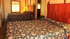 Iron/ironing board, rollaway beds, free WiFi