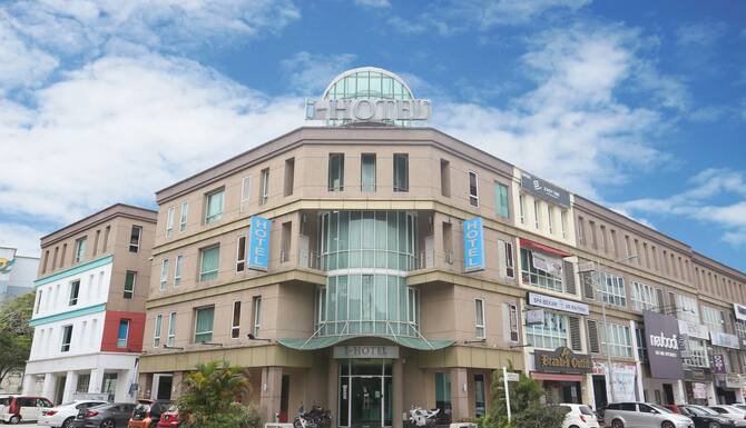 i-Hotel Kota Damansara in Petaling Jaya Expedia