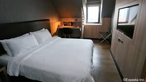 Minibar, Zimmersafe, Bügeleisen/Bügelbrett, kostenloses WLAN