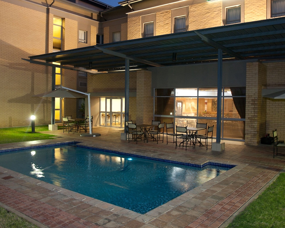 Road Lodge Southgate 2019 Room Prices 40, Deals & Reviews Expedia