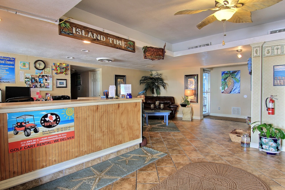 Shark Reef Resort Motel Cottages Port Aransas Usa Aarp