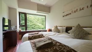 In-room safe, iron/ironing board, free WiFi, wheelchair access