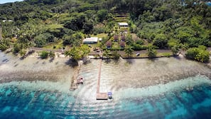 Beach nearby, white sand, snorkeling, kayaking