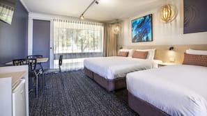 Iron/ironing board, free WiFi, bed sheets