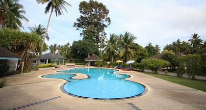 Suan Bankrut Beach Resort