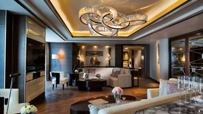 Premium bedding, minibar, in-room safe, desk