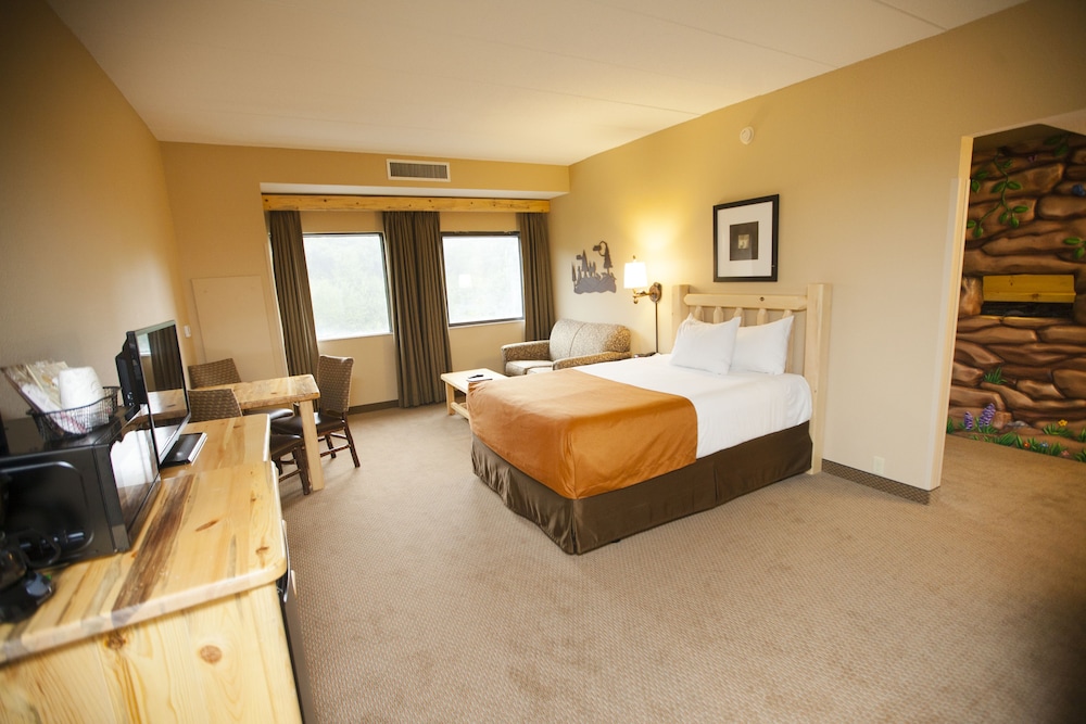 Great Wolf Lodge Boston / Fitchburg, MA in Fitchburg | Best Rates