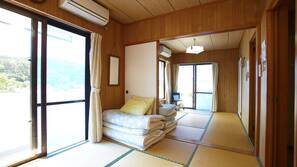 In-room safe, free WiFi