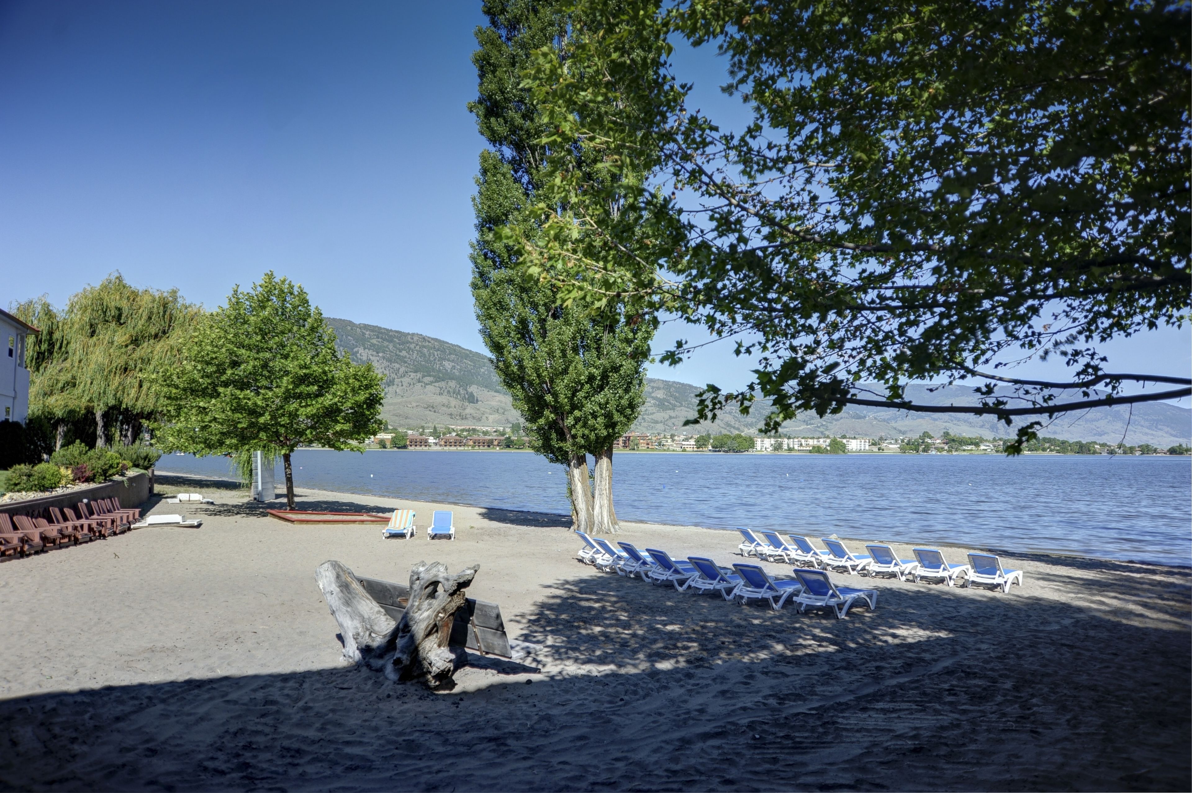 Sandy Beach Suites in Osoyoos, Canada