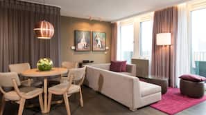 In-room safe, desk, free WiFi, bed sheets