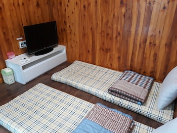 With Guesthouse
