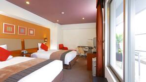 In-room safe, desk, iron/ironing board, free WiFi