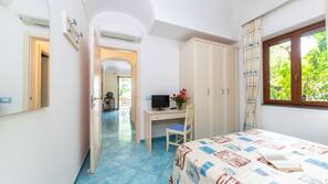 In-room safe, desk, cots/infant beds, free WiFi